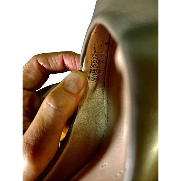 Vince Camuto Leather Heels - Picture 3 of 6